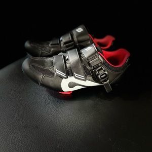 Peloton cycling shoes
